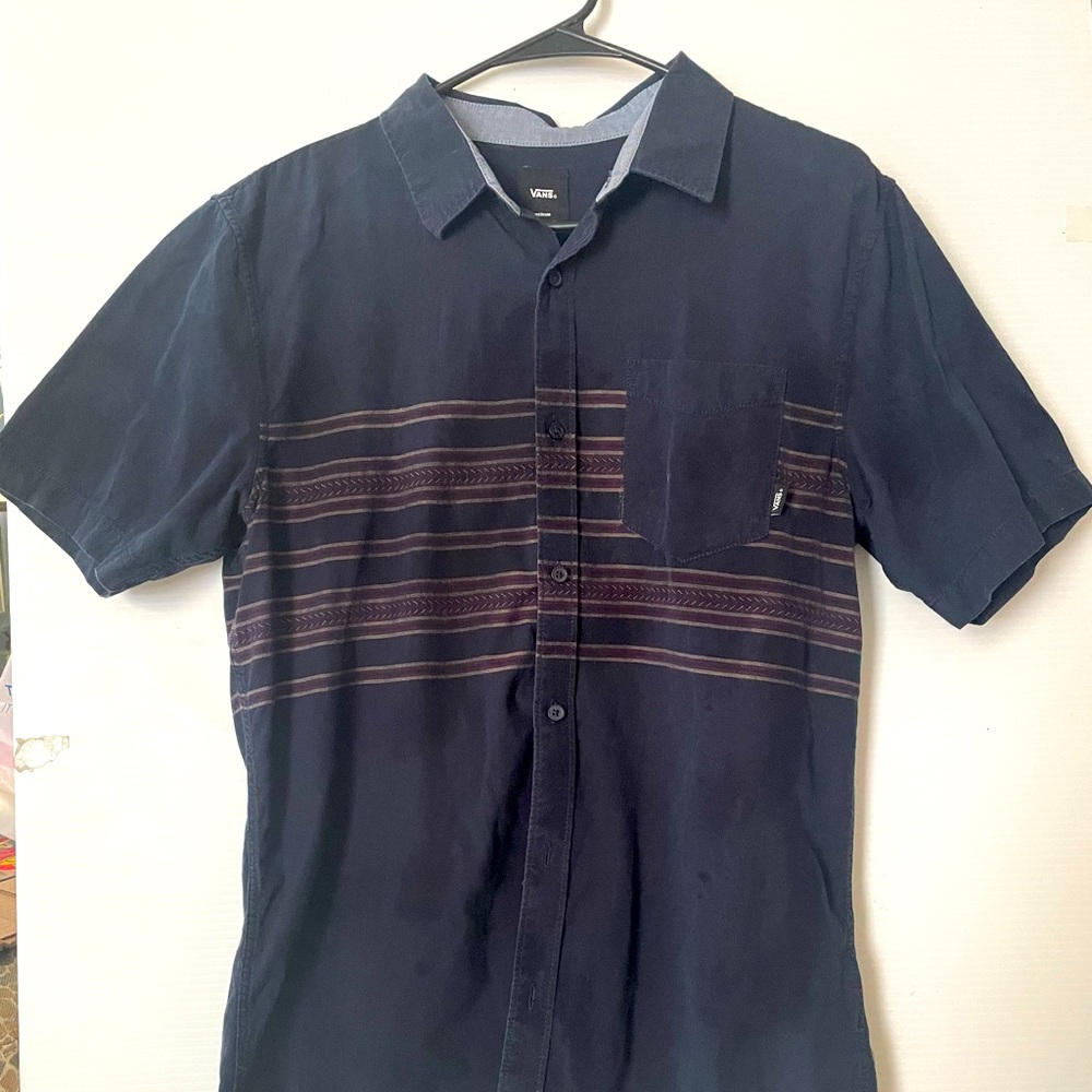 Vans button medium down shirt